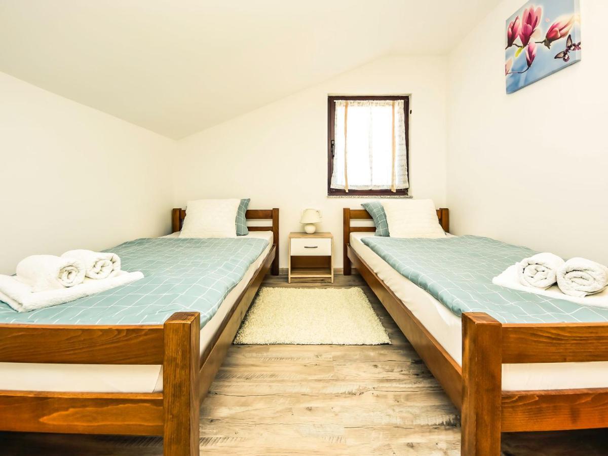 Apartment Matanovi Dvori-2 By Interhome Vir Ngoại thất bức ảnh