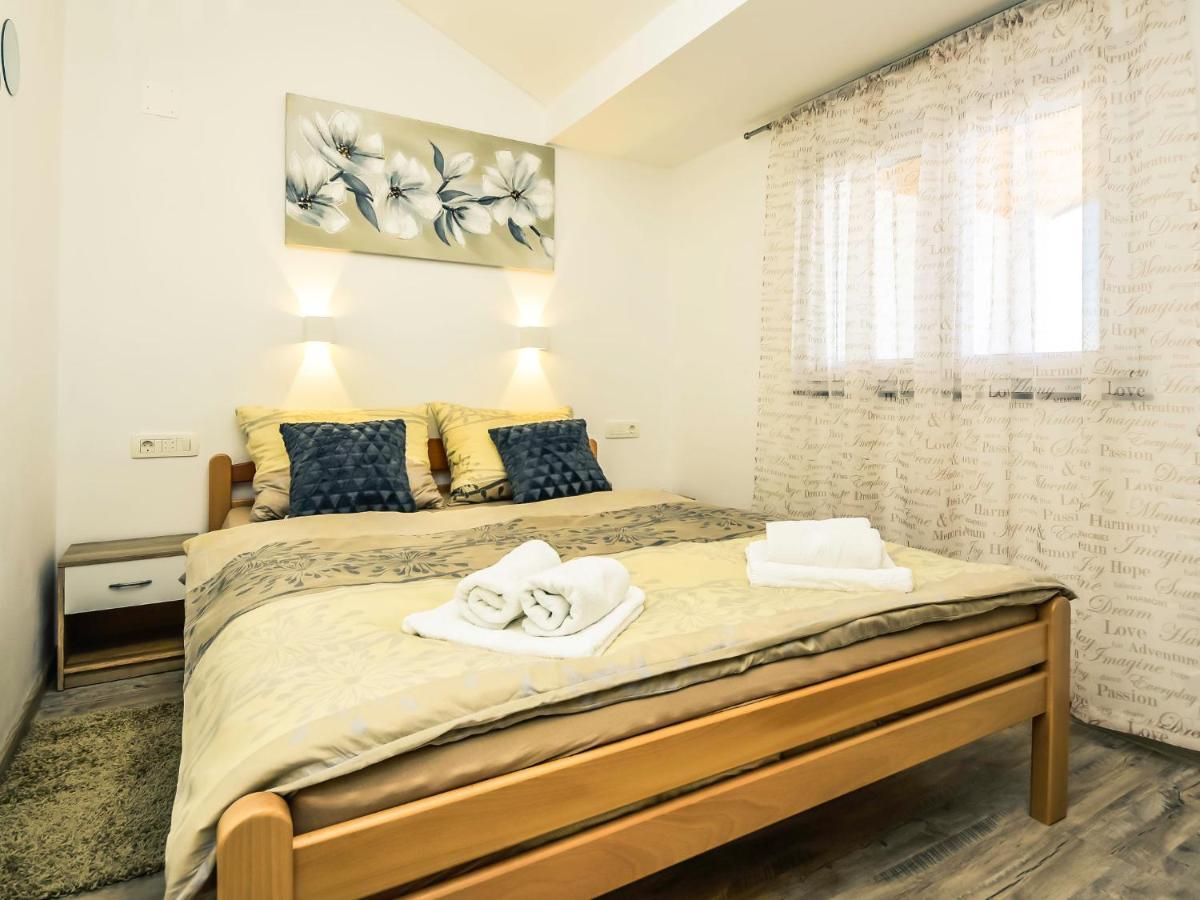 Apartment Matanovi Dvori-2 By Interhome Vir Ngoại thất bức ảnh